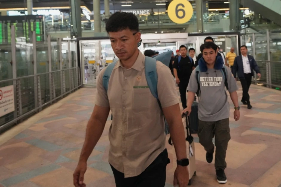 Thủy thủ tàu Thái Lan kể khoảnh khắc bị tập kích ở eo biển Hormuz Thủy thủ tàu Thái Lan kể khoảnh khắc bị tập kích ở eo biển Hormuz