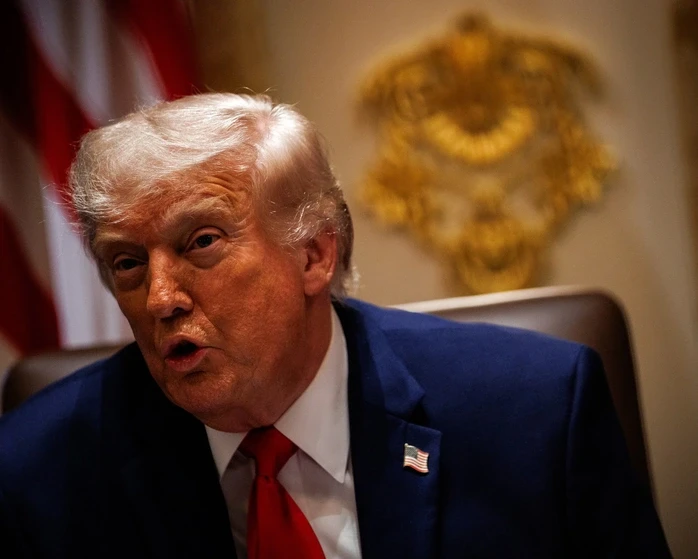 Tổng thống Donald Trump đe dọa quân sự chưa từng có nhằm vào Oman Tổng thống Donald Trump đe dọa quân sự chưa từng có nhằm vào Oman