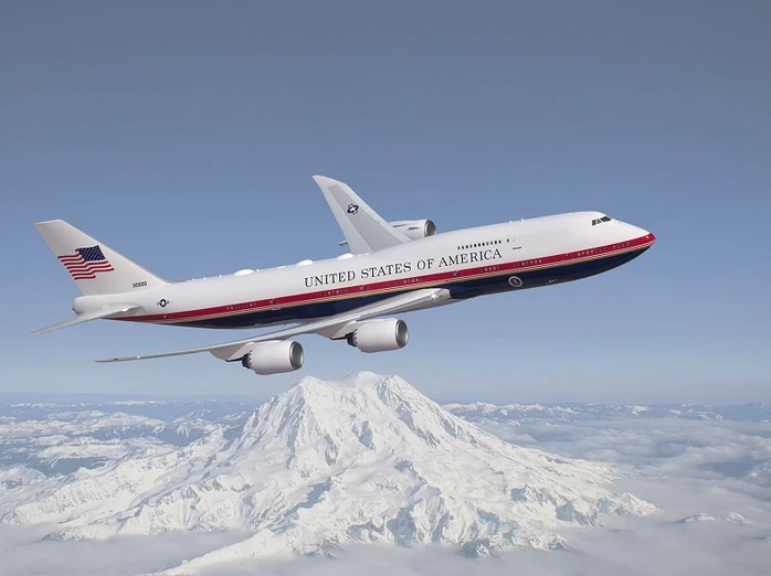 Tổng thống Donald Trump ra mắt chiếc Air Force One mới Tổng thống Donald Trump ra mắt chiếc Air Force One mới