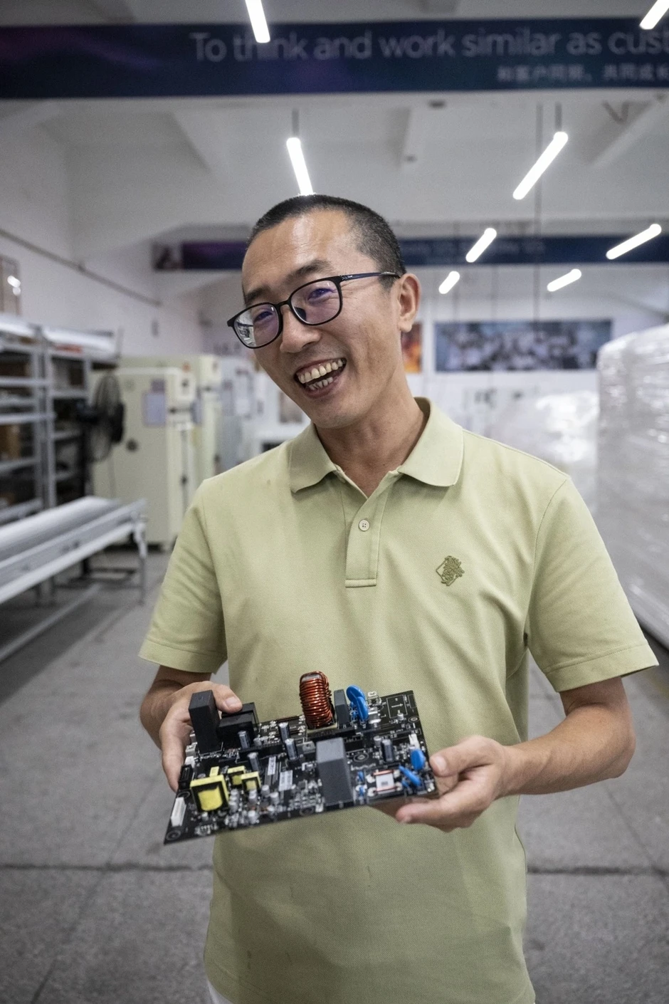 Trung Quốc chuyển mình thành 'công xưởng của các công xưởng'