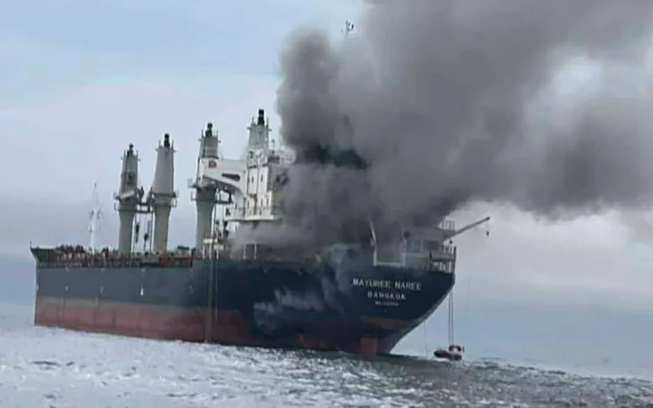 Vì sao Iran dễ dàng đóng cửa eo biển Hormuz, gây sức ép lớn lên kinh tế thế giới? Vì sao Iran dễ dàng đóng cửa eo biển Hormuz, gây sức ép lớn lên kinh tế thế giới?