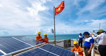Việt Nam đứng đầu sản xuất pin năng lượng mặt trời ngoài Trung Quốc