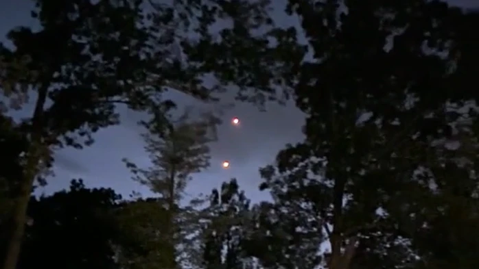 Xôn xao hồ sơ mật UFO của Mỹ (*): Ranh giới mong manh Xôn xao hồ sơ mật UFO của Mỹ (*): Ranh giới mong manh