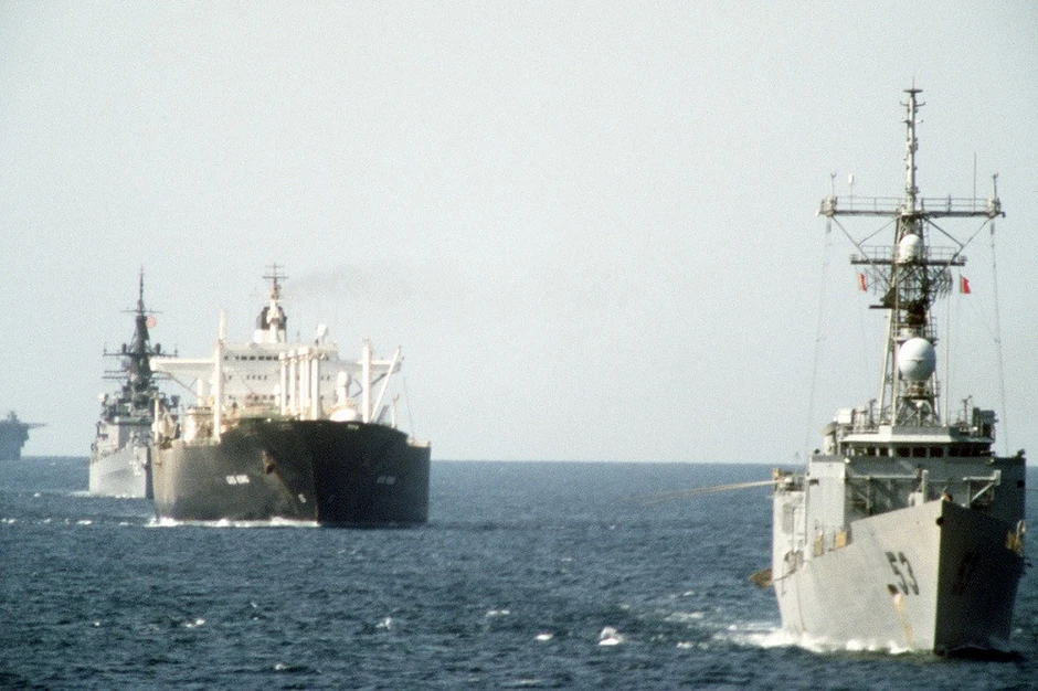 Xung đột Iran - Iraq: Khi Vịnh Ba Tư và eo biển Hormuz trở thành chiến trường Xung đột Iran - Iraq: Khi Vịnh Ba Tư và eo biển Hormuz trở thành chiến trường