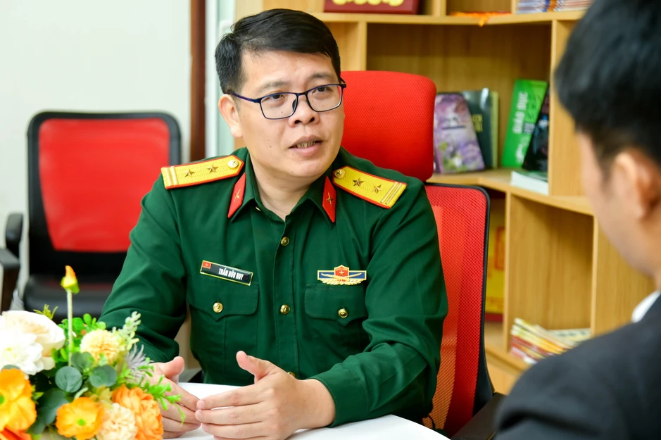 Đội đặc nhiệm GK1 "làm câm" bom từ trường được cho là không thể rà phá Đội đặc nhiệm GK1 "làm câm" bom từ trường được cho là không thể rà phá