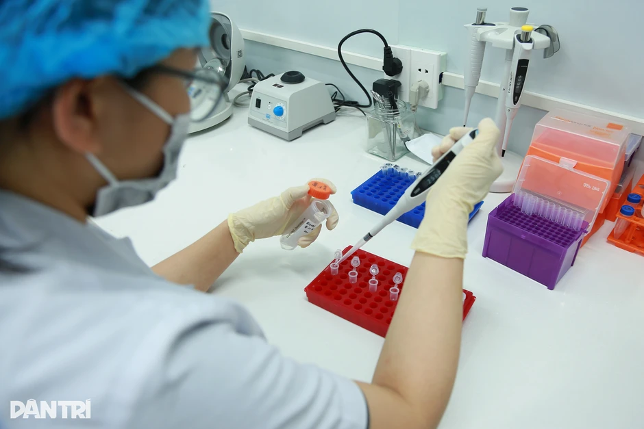 Đưa cháu đi xét nghiệm ADN vì lời xì xào, bà nội lặng người khi có kết quả