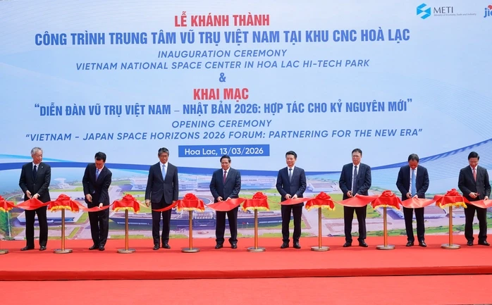 Khánh thành Trung tâm Vũ trụ Việt Nam ở Hoà Lạc Khánh thành Trung tâm Vũ trụ Việt Nam ở Hoà Lạc