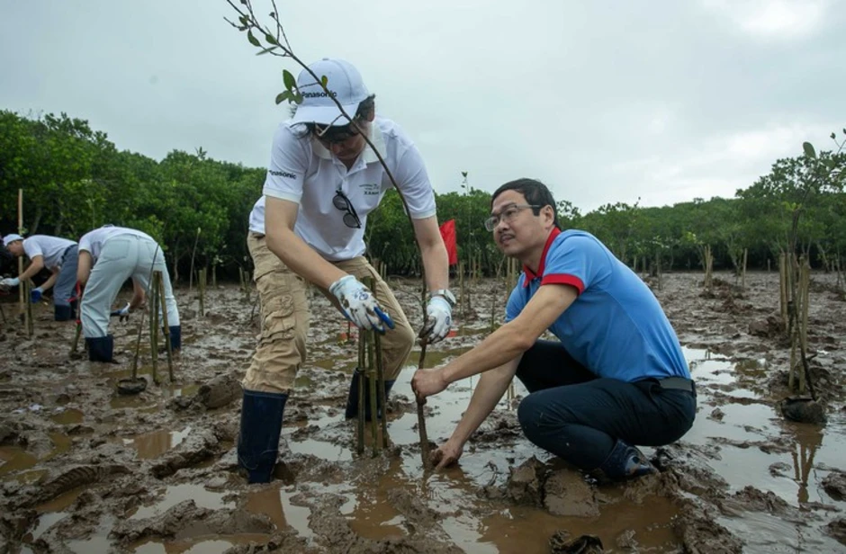 Mỗi cánh rừng được gây dựng là thêm một lớp phòng tuyến tự nhiên trước thiên tai Mỗi cánh rừng được gây dựng là thêm một lớp phòng tuyến tự nhiên trước thiên tai