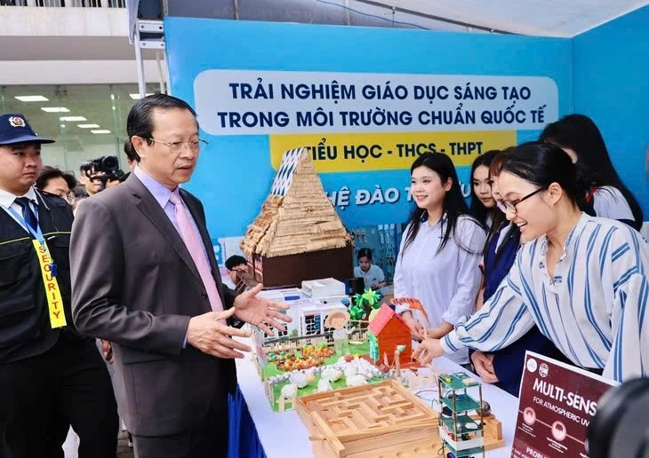 Nghi vấn giải nhất khoa học kỹ thuật quốc gia 'đạo văn': Viện Hóa học khẳng định không liên quan Nghi vấn giải nhất khoa học kỹ thuật quốc gia 'đạo văn': Viện Hóa học khẳng định không liên quan