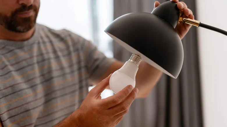 Nghiên cứu chỉ ra đèn LED có thể gây hại cho bạn Nghiên cứu chỉ ra đèn LED có thể gây hại cho bạn