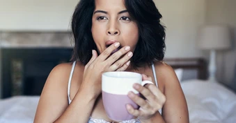 Nghiên cứu cho biết caffeine giúp phục hồi chứng mất trí nhớ do thiếu ngủ