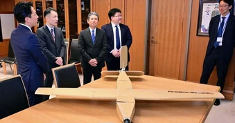 Nhật Bản phát triển UAV bằng bìa carton giá rẻ cho mục đích quân sự