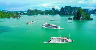 Quảng Ninh quyết tâm xóa 'điểm mù' sóng điện thoại trên vịnh Hạ Long