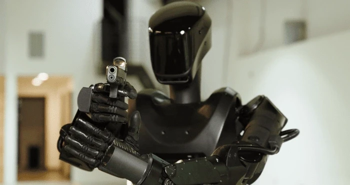 Robot hình người được gửi đến tham chiến ở tiền tuyến tại Ukraine Robot hình người được gửi đến tham chiến ở tiền tuyến tại Ukraine