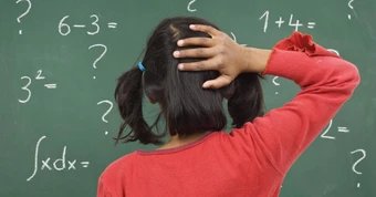 Vì sao trẻ gặp khó khi học toán? Nghiên cứu mới hé lộ nguyên nhân