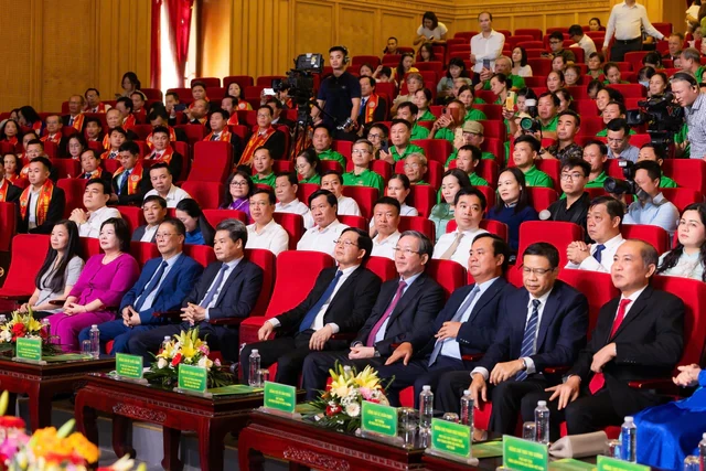 42 nhà khoa học, 24 nông dân Việt Nam thắng giải lớn 42 nhà khoa học, 24 nông dân Việt Nam thắng giải lớn