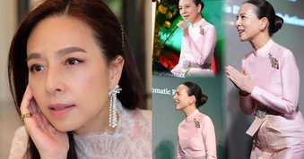 Ảnh cận mặt của nữ tỷ phú quyền lực nhất bóng đá Thái Lan - Madam Pang - ở tuổi 60 gây sốc