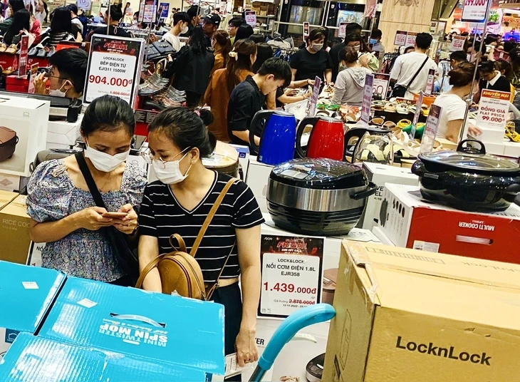 'Bẫy' hàng giả bủa vây người dùng Việt: Không để doanh nghiệp đơn độc 'Bẫy' hàng giả bủa vây người dùng Việt: Không để doanh nghiệp đơn độc