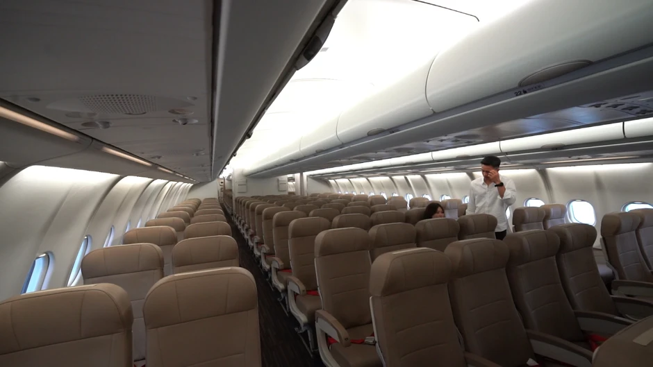 Bên trong buồng lái máy bay thân rộng đầu tiên của Sun PhuQuoc Airways Bên trong buồng lái máy bay thân rộng đầu tiên của Sun PhuQuoc Airways
