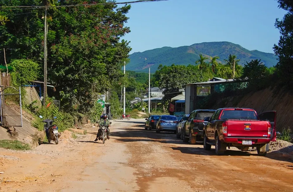 Bí thư Thành ủy Đà Nẵng yêu cầu đẩy nhanh tiến độ dự án đường liên kết vùng miền Trung Bí thư Thành ủy Đà Nẵng yêu cầu đẩy nhanh tiến độ dự án đường liên kết vùng miền Trung