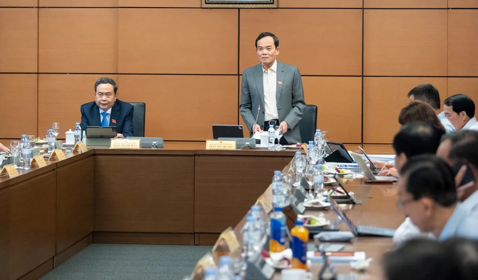Bí thư TPHCM muốn thưởng Tết ngay tháng 11 Bí thư TPHCM muốn thưởng Tết ngay tháng 11