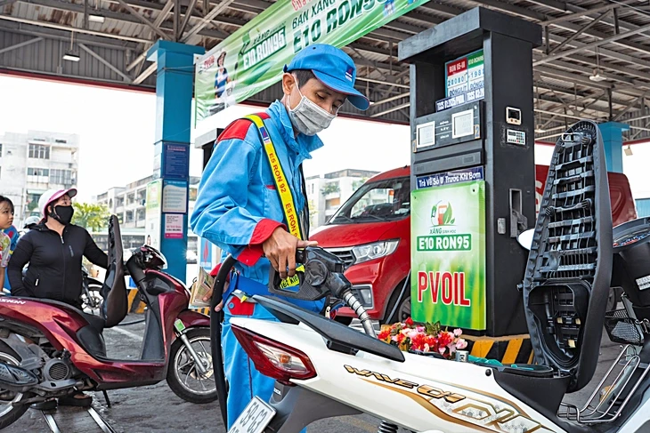 Bộ Công Thương chỉ đạo nóng về kiểm tra triển khai xăng sinh học E10 Bộ Công Thương chỉ đạo nóng về kiểm tra triển khai xăng sinh học E10