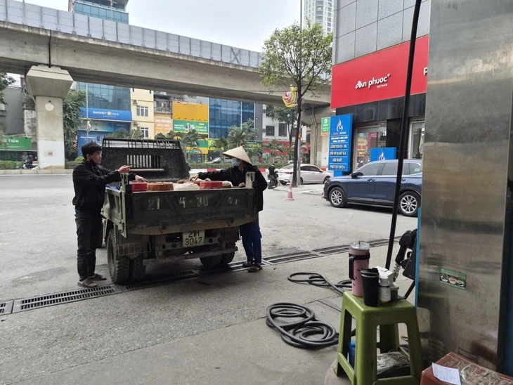 Bộ Công Thương: Nguồn cung xăng dầu tháng 3 vẫn đủ, nếu chiến sự Trung Đông kéo dài sẽ khó khăn hơn Bộ Công Thương: Nguồn cung xăng dầu tháng 3 vẫn đủ, nếu chiến sự Trung Đông kéo dài sẽ khó khăn hơn