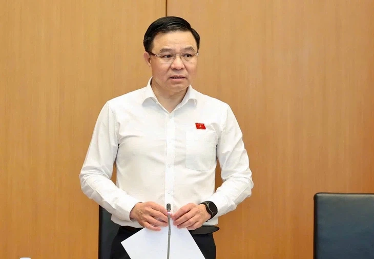 Bộ trưởng Bộ Công Thương nói về kịch bản cung ứng xăng dầu khi chiến tranh kéo dài Bộ trưởng Bộ Công Thương nói về kịch bản cung ứng xăng dầu khi chiến tranh kéo dài