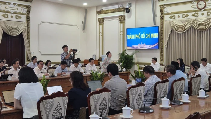Bộ Y tế làm việc với UBND TPHCM để đánh giá mô hình hoạt động của Sở An toàn thực phẩm Bộ Y tế làm việc với UBND TPHCM để đánh giá mô hình hoạt động của Sở An toàn thực phẩm