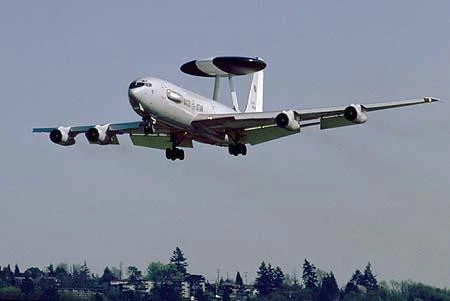 Buồn của nước Mỹ: Gần 100 máy bay trúng đòn Iran chỉ trong vài ngày, đến cả F-35 và "mắt thần" E-3 Sentry cũng không thoát nạn, thiệt hại có thể tới 3,3 tỷ USD