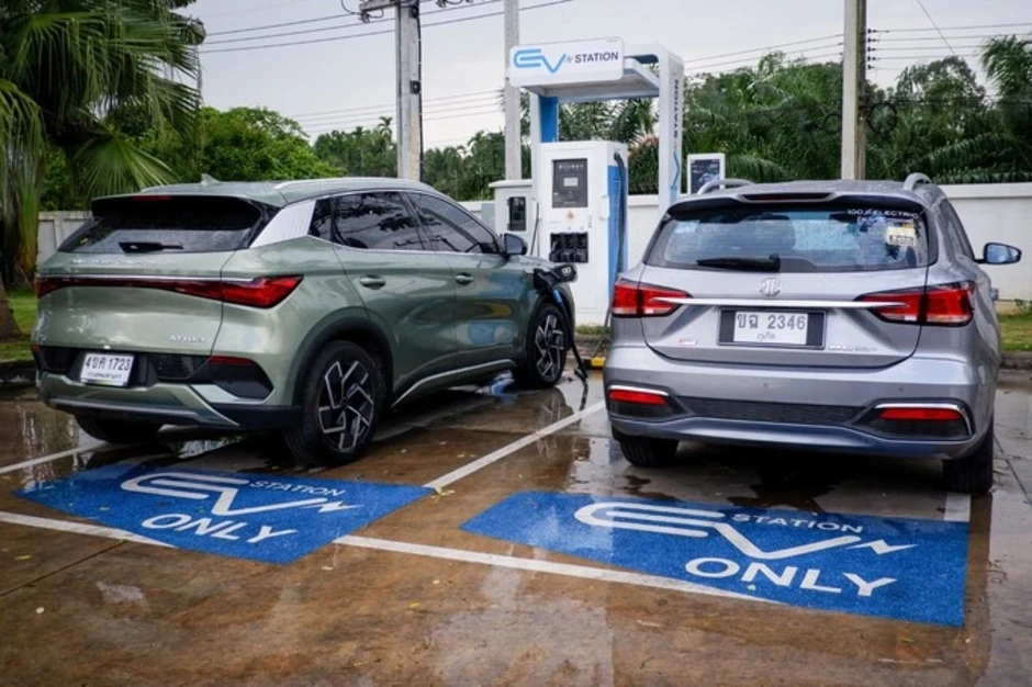 Các nước thiếu hụt trạm sạc trước làn sóng xe điện Trung Quốc - Báo TinVina Các nước thiếu hụt trạm sạc trước làn sóng xe điện Trung Quốc - Báo TinVina
