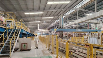 Cách 'ông lớn' gạch ốp lát cắt giảm 23.000 tấn CO2 mỗi năm - Báo TinVina