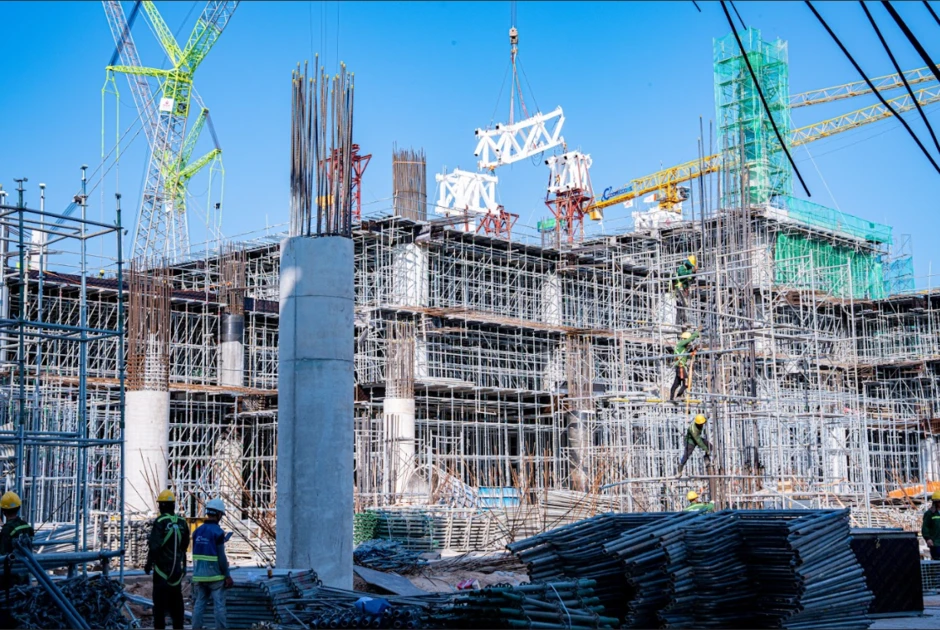 Cận cảnh nhà ga mới sân bay Phú Quốc bắt đầu lắp mái Cận cảnh nhà ga mới sân bay Phú Quốc bắt đầu lắp mái