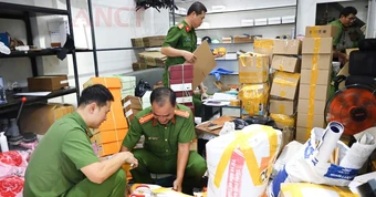 Cần Thơ triệt phá 2 cơ sở sản xuất, kinh doanh hàng giả nhãn hiệu nổi tiếng