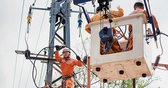 Căng thẳng cung ứng điện tuần tới, đề xuất sớm áp giá điện giờ cao điểm, thấp điểm