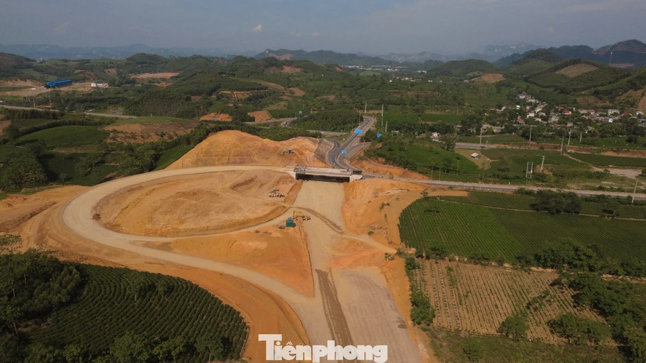 Cao tốc Tuyên Quang - Hà Giang hơn 100 km đang hình thành ra sao? Cao tốc Tuyên Quang - Hà Giang hơn 100 km đang hình thành ra sao?