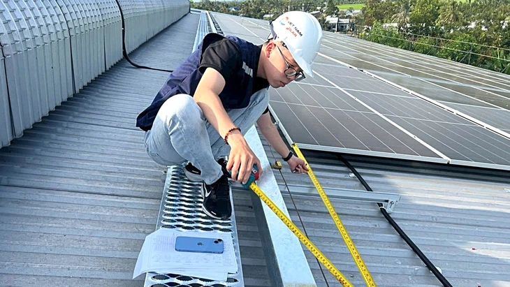 Chào mời lắp điện mặt trời lại sôi động đủ gói giá, người dân thắc thỏm chất lượng Chào mời lắp điện mặt trời lại sôi động đủ gói giá, người dân thắc thỏm chất lượng