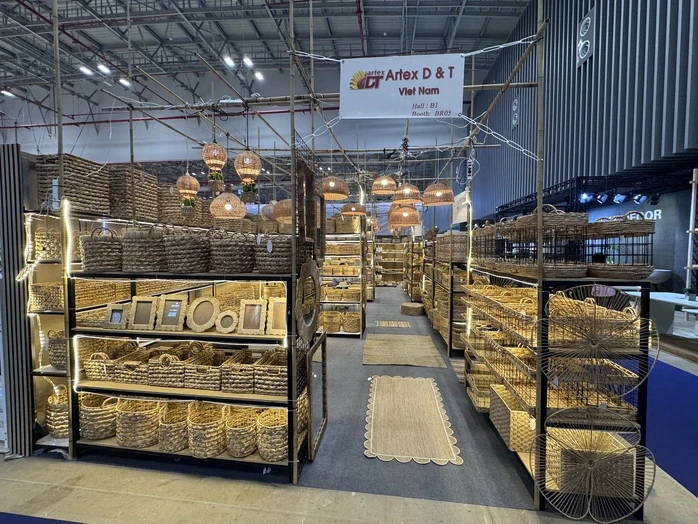 Chia sẻ của Chủ tịch UBND TPHCM khi dự khai mạc Hội chợ xuất khẩu đồ gỗ và nội thất Chia sẻ của Chủ tịch UBND TPHCM khi dự khai mạc Hội chợ xuất khẩu đồ gỗ và nội thất