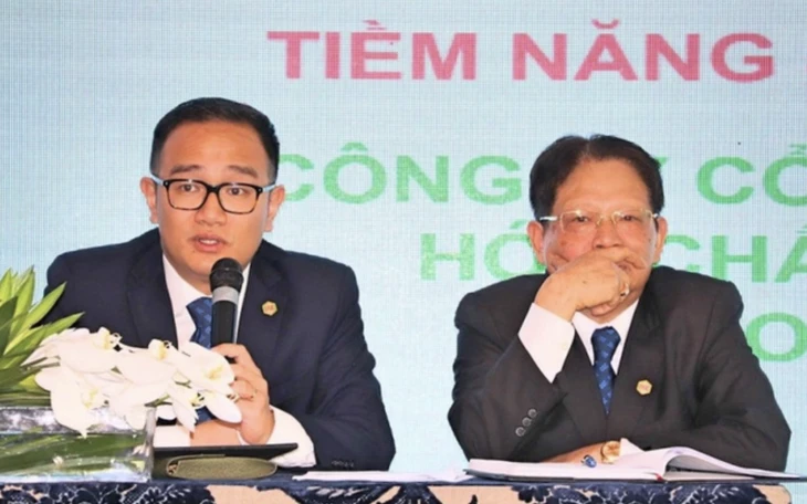 Chủ tịch mới của Hóa chất Đức Giang: Đại gia kín tiếng, sở hữu khối tài sản nghìn tỉ Chủ tịch mới của Hóa chất Đức Giang: Đại gia kín tiếng, sở hữu khối tài sản nghìn tỉ