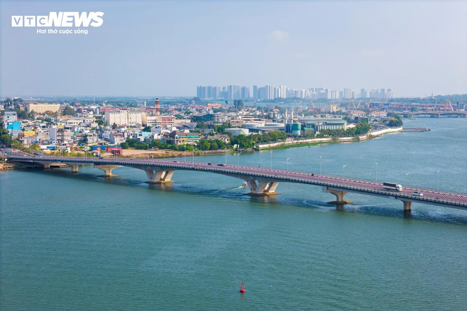 Chủ tịch UBND TP Đồng Nai: Bộ máy phải chuyển từ tư duy 'xử lý sự vụ' sang 'kiến tạo phát triển' Chủ tịch UBND TP Đồng Nai: Bộ máy phải chuyển từ tư duy 'xử lý sự vụ' sang 'kiến tạo phát triển'