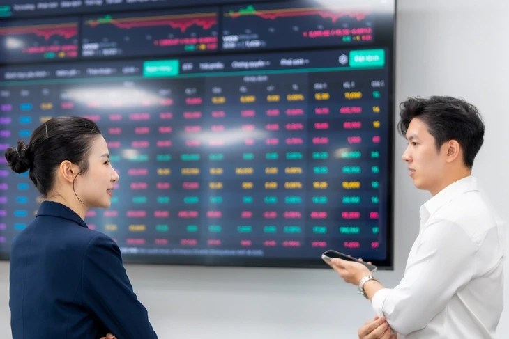 Chứng khoán 22-5: Chuyên gia chỉ ra điểm sáng dù thị trường rung lắc, giảm điểm Chứng khoán 22-5: Chuyên gia chỉ ra điểm sáng dù thị trường rung lắc, giảm điểm