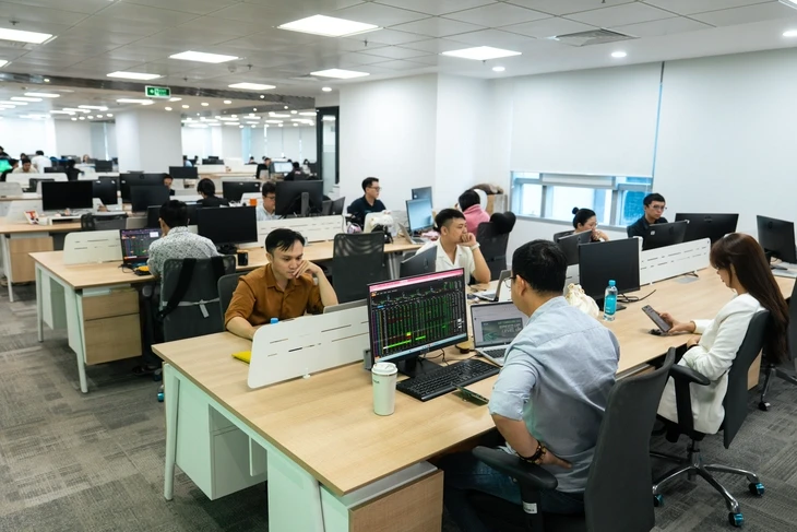 Chứng khoán điều chỉnh kéo dài, các dự báo bắt đầu 'hạ nhiệt' Chứng khoán điều chỉnh kéo dài, các dự báo bắt đầu 'hạ nhiệt'