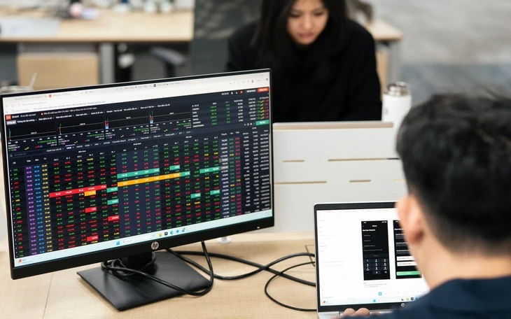 Chứng khoán tuần mới: VN-Index giảm điểm nhưng chưa đáng lo, thị trường đang chờ điều gì? Chứng khoán tuần mới: VN-Index giảm điểm nhưng chưa đáng lo, thị trường đang chờ điều gì?