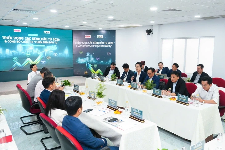 Chứng khoán vẫn sáng cửa, nhưng nhà đầu tư cần 'chia trứng làm nhiều giỏ' Chứng khoán vẫn sáng cửa, nhưng nhà đầu tư cần 'chia trứng làm nhiều giỏ'