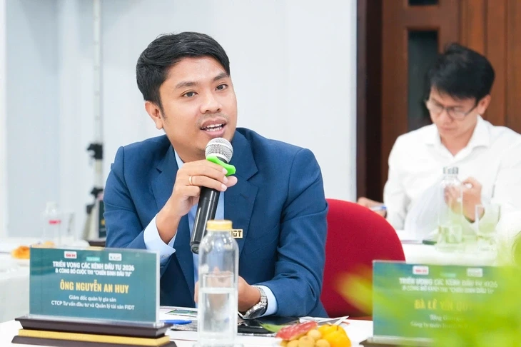 Chứng khoán vẫn sáng cửa, nhưng nhà đầu tư cần 'chia trứng làm nhiều giỏ' Chứng khoán vẫn sáng cửa, nhưng nhà đầu tư cần 'chia trứng làm nhiều giỏ'
