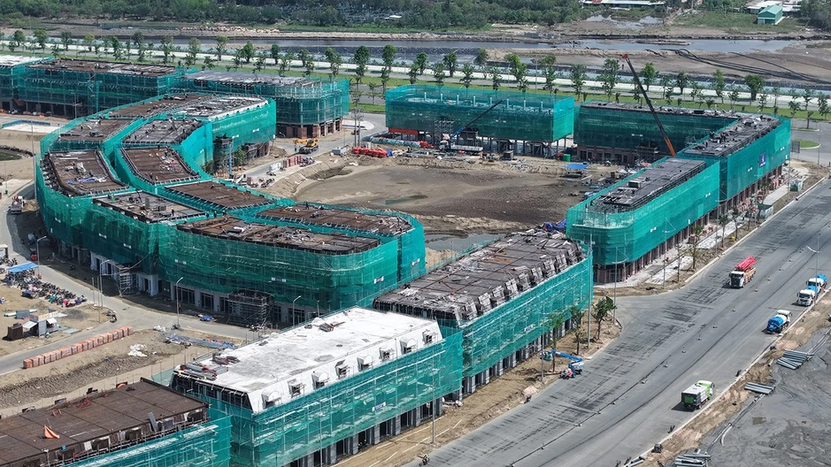 Cổ phiếu phập phù, lãi suất biến động, nhà đất đang ở 'điểm mua' tốt nhất? Cổ phiếu phập phù, lãi suất biến động, nhà đất đang ở 'điểm mua' tốt nhất?