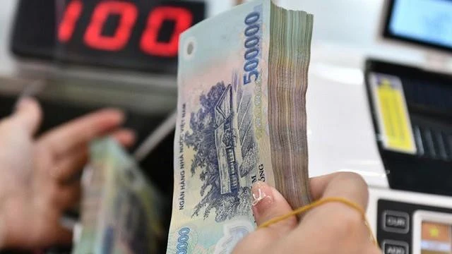 Cơ quan Thuế yêu cầu Vietcombank, MSB... trích hơn 490 triệu đồng từ tài khoản của 3 người nộp thuế sau Cơ quan Thuế yêu cầu Vietcombank, MSB... trích hơn 490 triệu đồng từ tài khoản của 3 người nộp thuế sau