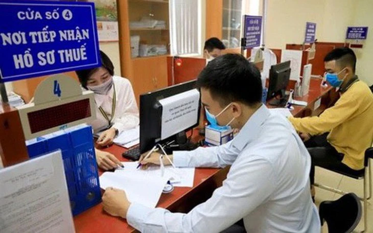 Cố tình chia nhỏ lương để né chuyển khoản sẽ bị truy thu thuế Cố tình chia nhỏ lương để né chuyển khoản sẽ bị truy thu thuế
