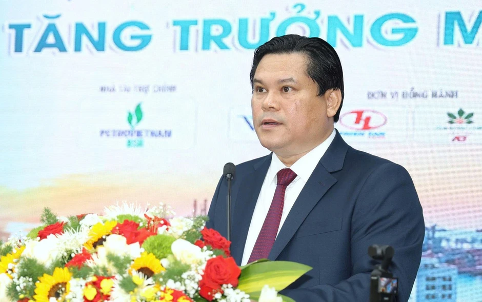 Cực tăng trưởng mới Quảng Ngãi: 'Đường đã rõ, chúng ta quyết tâm làm' Cực tăng trưởng mới Quảng Ngãi: 'Đường đã rõ, chúng ta quyết tâm làm'