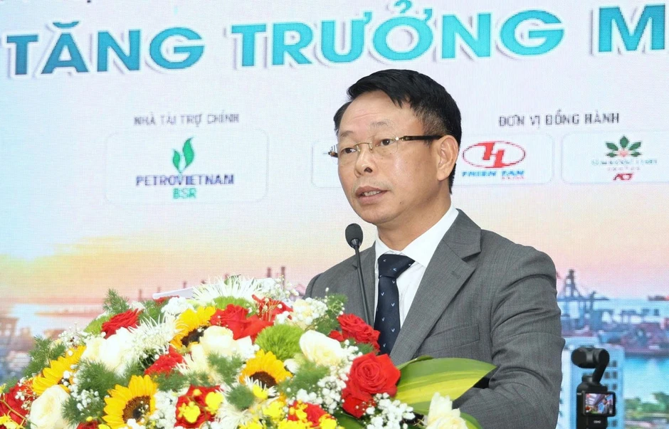 Cực tăng trưởng mới Quảng Ngãi: 'Đường đã rõ, chúng ta quyết tâm làm' Cực tăng trưởng mới Quảng Ngãi: 'Đường đã rõ, chúng ta quyết tâm làm'